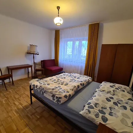 Homestay Mirrorroom Pl Downtown