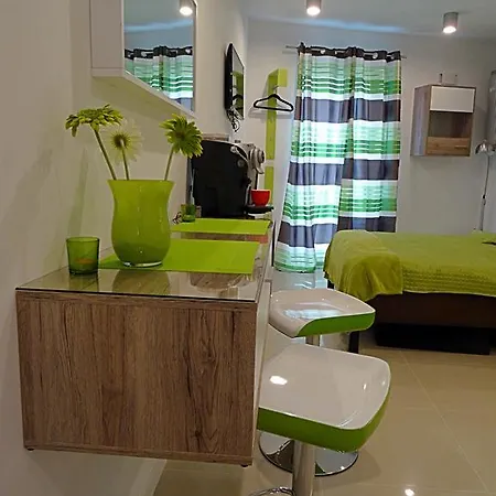 Apartament Metro Młociny *