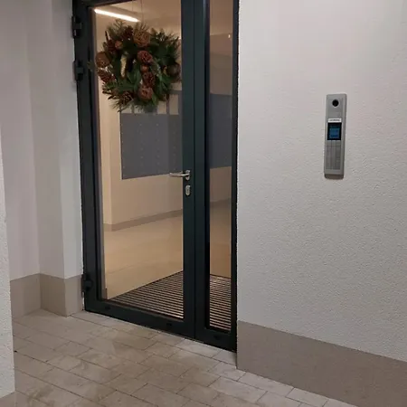 Apartment Zyczliwy Z Garazem Warsaw
