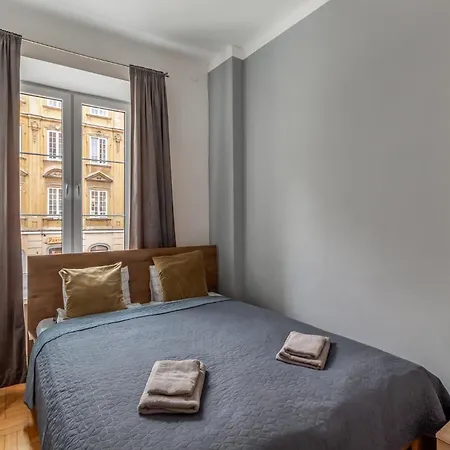 Golden - Huge Comfortable 4 Bedrooms - Old Town - Freta Apartment *