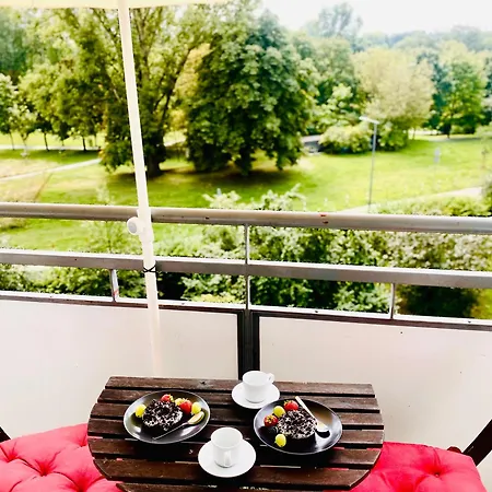 With National Stadion View, Free Parking Apartment *