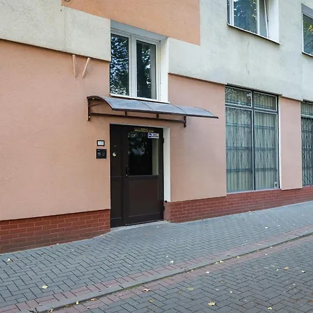 Cozy With Balcony - Palace Of Culture By Rent Like Appartement