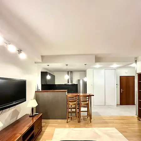 Apartment 2 - Metro - Blisko Centrum