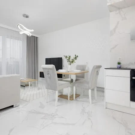 Apartment Praga Arte With Parking & Balcony By Renters Warsaw