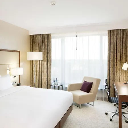 Doubletree By Hilton & Conference Centre Warszawa