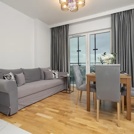 Aparthotel Exceptional Business By Renters Varšava