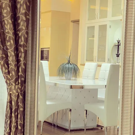 Luxury * Warszawa