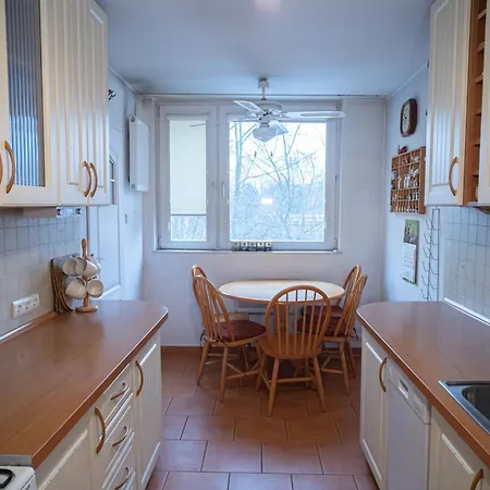 Homestay Apartrooms Near Old Town In Dnf Done Invoice