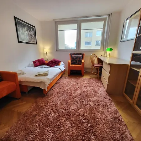 Apartrooms Near Old Town In Dnf Done Invoice Homestay Warsaw