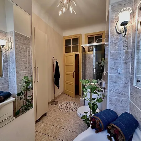Exclusive Chmielna Street 95m2 Apartament