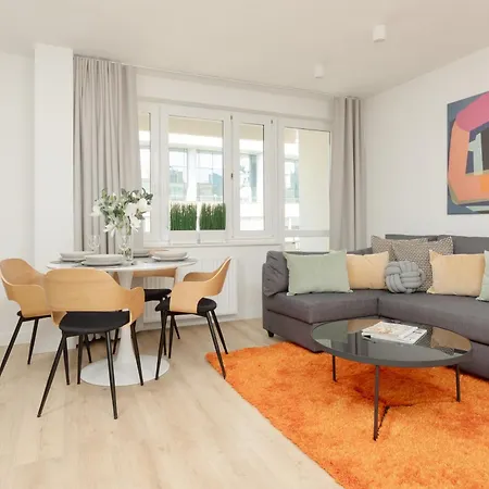 Center By Renters