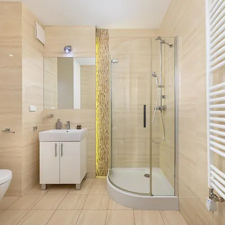 Ecru 3-bedroom Luxurious With City View Wwa22 *