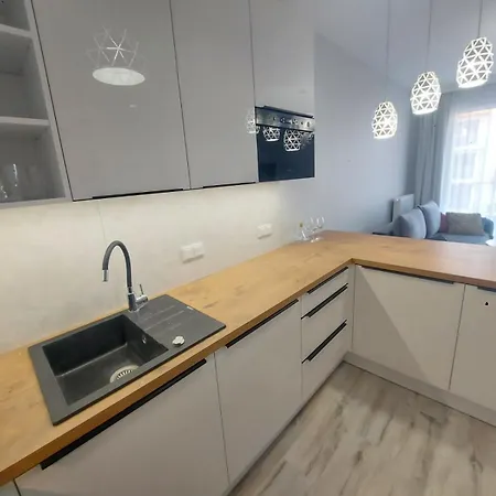 Lux 2 Pokojowe In Z Bezplatnym Podziemnym Parkingem Apartment