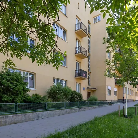 Metro Plac Wilsona Mickiewicza By Renters Apartment