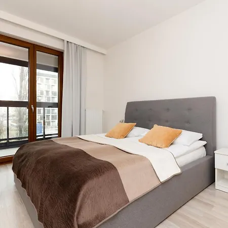 Grzybowska With Air Conditioning & Balcony By Renters Prestige * Warsaw