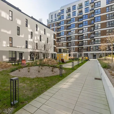 Elegant Mokotow With Balcony And Parking By Renters Apartment *