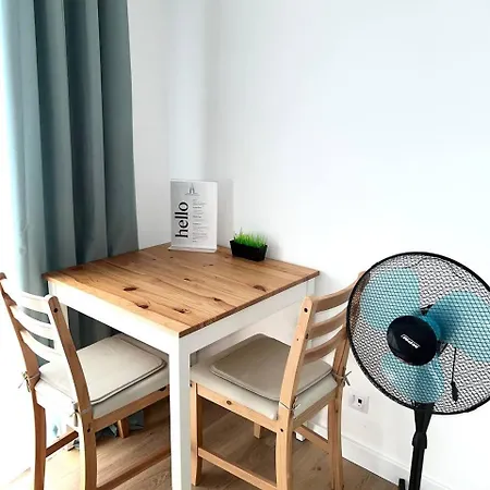 Quiet Near The Park, Metro, Centre, Wi-fi - By Hik Apartment Warsaw