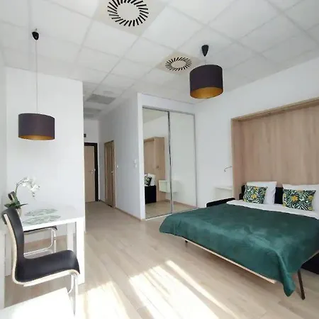 Aleje Jerozolimskie 216 By Homeprime * Warsaw