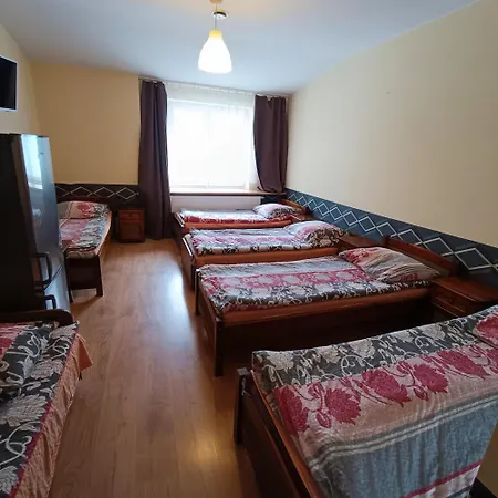 Henrix Homestay *