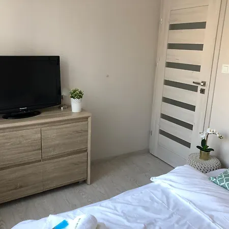 Apartament Ozarowska 77 - 1br By Homeprime
