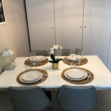 Ozarowska 77 - 1br By Homeprime Warszawa