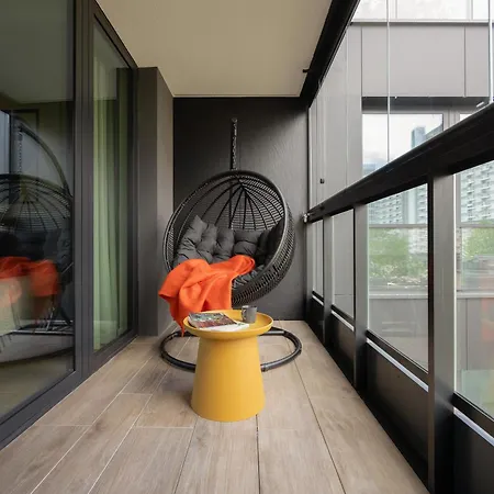 Luxurious And Modern In Center With Parking By Renters Prestige Apartment *