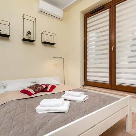 Apartament Solec 24 By Homeprime