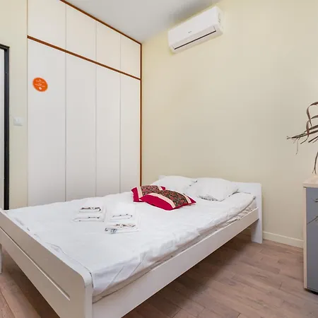 Solec 24 By Homeprime Apartament Warszawa