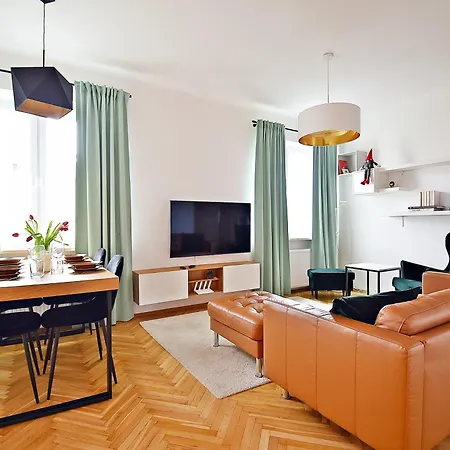 Apartment View - 63m2, Location, Workspace - By Rentujemy