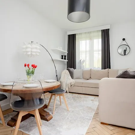 Beautiful & Modern Near The Center By Renters Apartment Warsaw