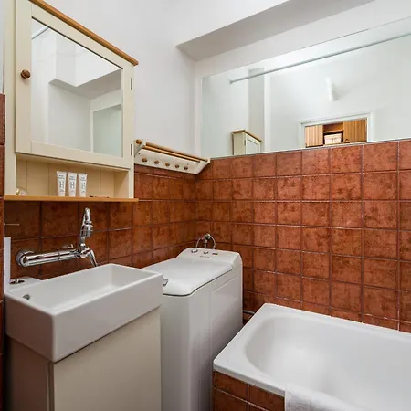 Plac Konstytucji Homely Apartment Warsaw