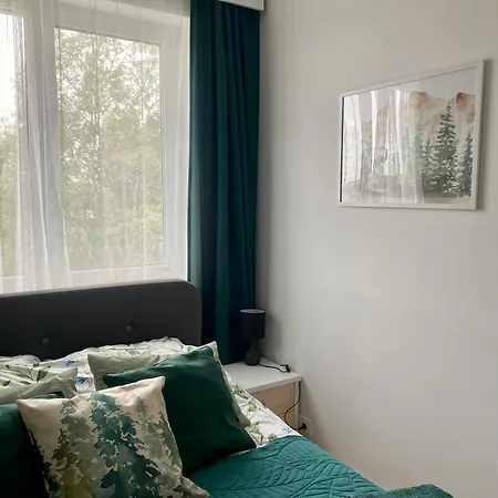 Chillout Airport Kl33 - Air Condition & Free Parking Apartment
