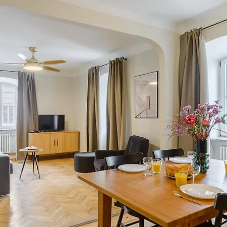 P&O Podwale Apartments