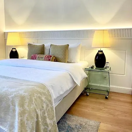 Luxury Mondrian Market Square Iii Appart hôtel Varsovie