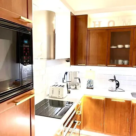 Aparthotel Luxury Mondrian Market Square Iii