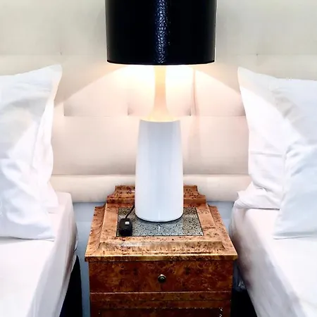 Appart hôtel Mondrian Luxury Unesco Old Town *