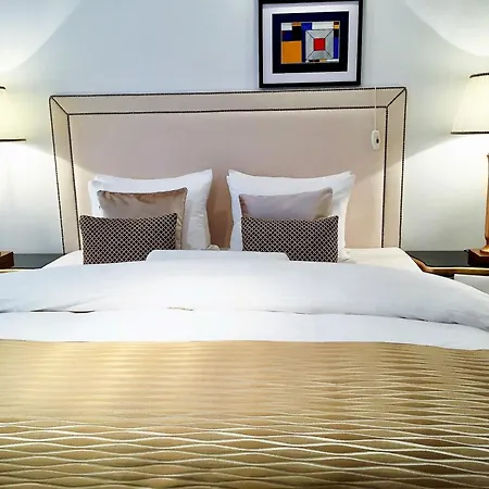 Mondrian Luxury Unesco Old Town Appart hôtel *