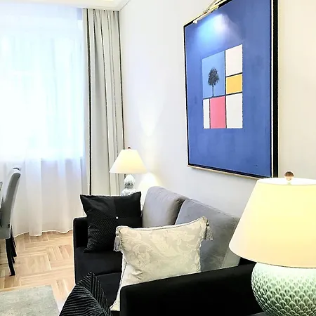 Mondrian Luxury Unesco Old Town Varsovie