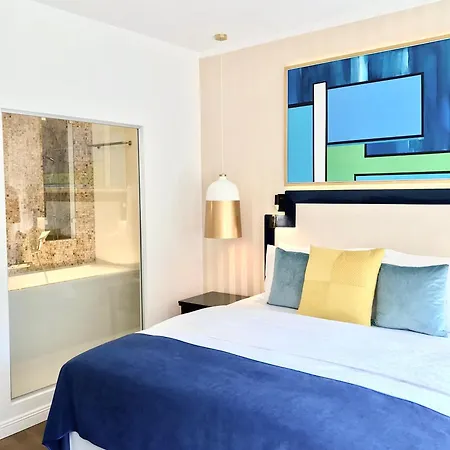 Appart hôtel Mondrian Luxury Unesco Old Town