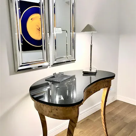 Appart hôtel Mondrian Luxury Unesco Old Town Varsovie