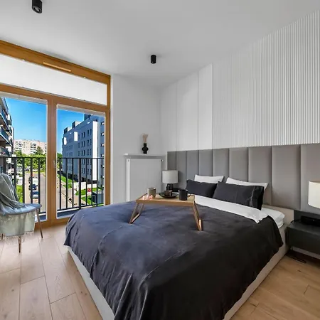 Apartment Mokotow - Balcony, Ac, Bus & Park Nearby
