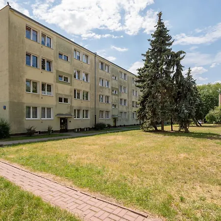Apartment Berek Cosy Studio With A Garden Warsaw