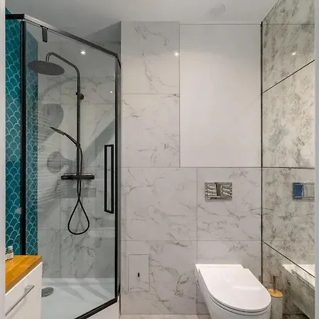 Niska Apartament Варшава