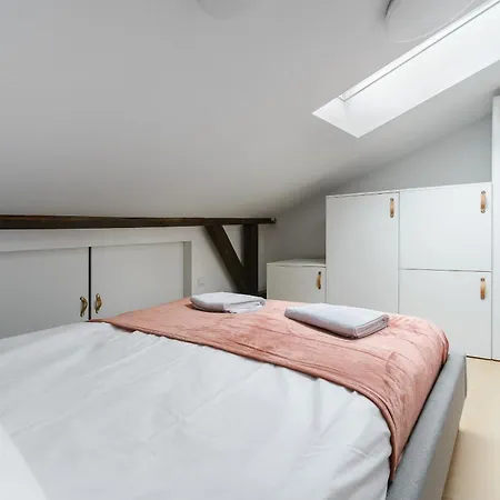 Zoliborz P&o Serviced Apartment