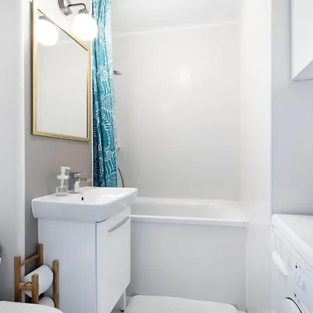 Apartment Labo Zelazna Brama Warsaw