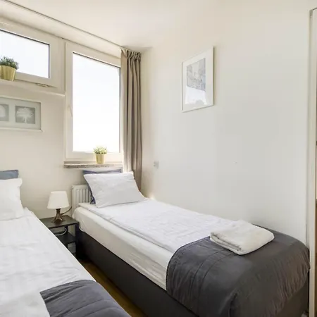 Labo Zelazna Brama Apartment