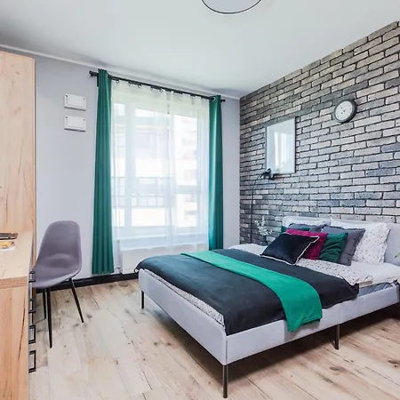 Superapart Przerwana 13 Ministudio * Varšava