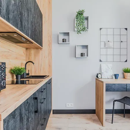 Superapart Przerwana 13 Ministudio * Varšava