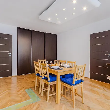 Apartament Leszczynska Warszawa
