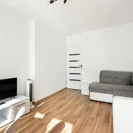 Apartment Chodecka Homely Warsaw